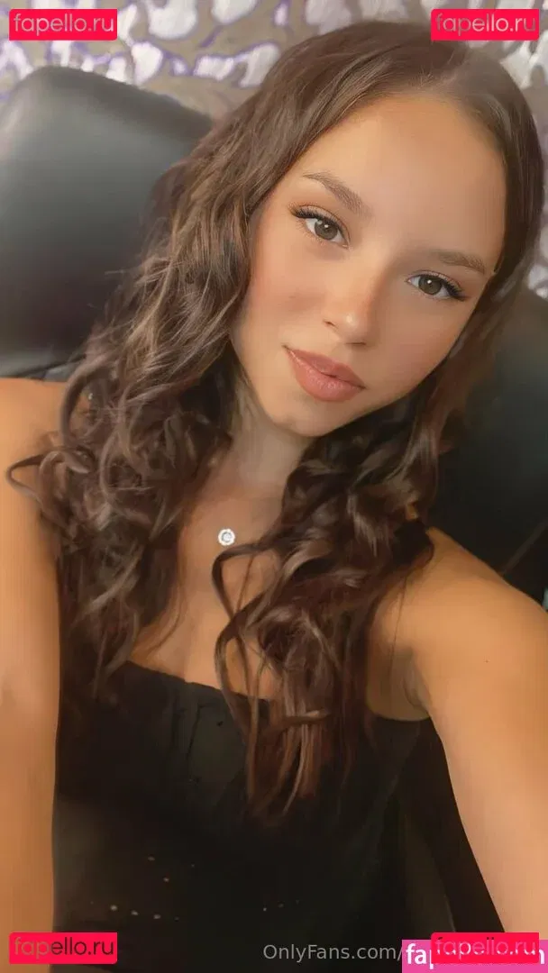 kellymcmillan Onlyfans Photo Gallery 