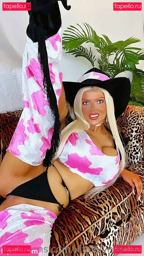 xjadelynefreex Onlyfans Photo Gallery 