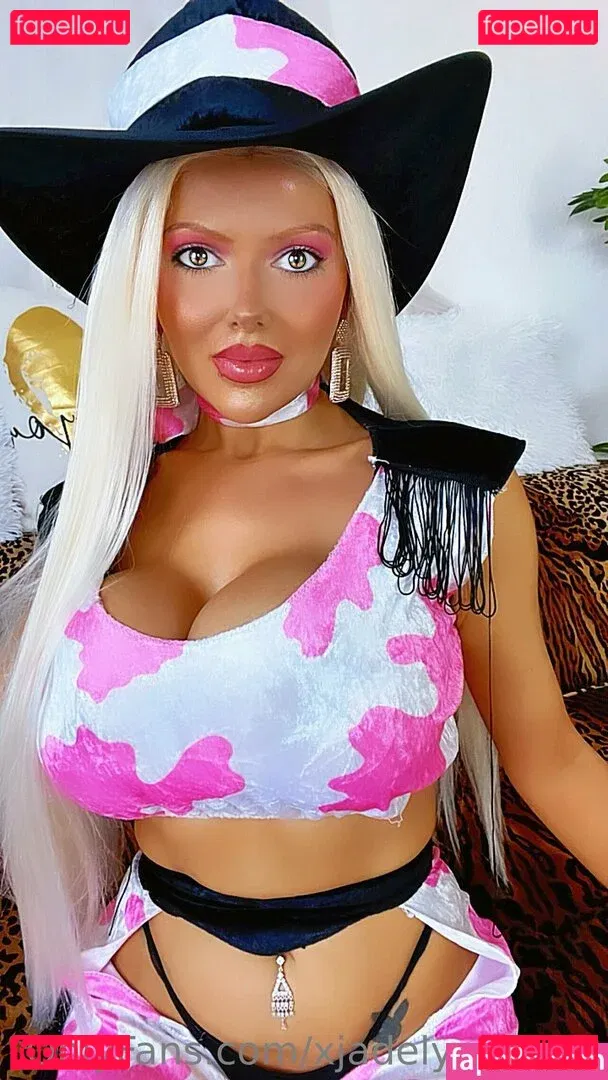 xjadelynefreex Onlyfans Photo Gallery 