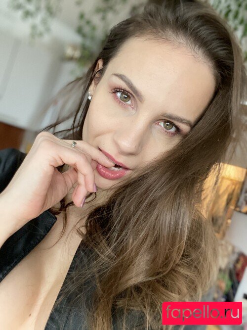 Mary Wet Nude Onlyfans Photo 21