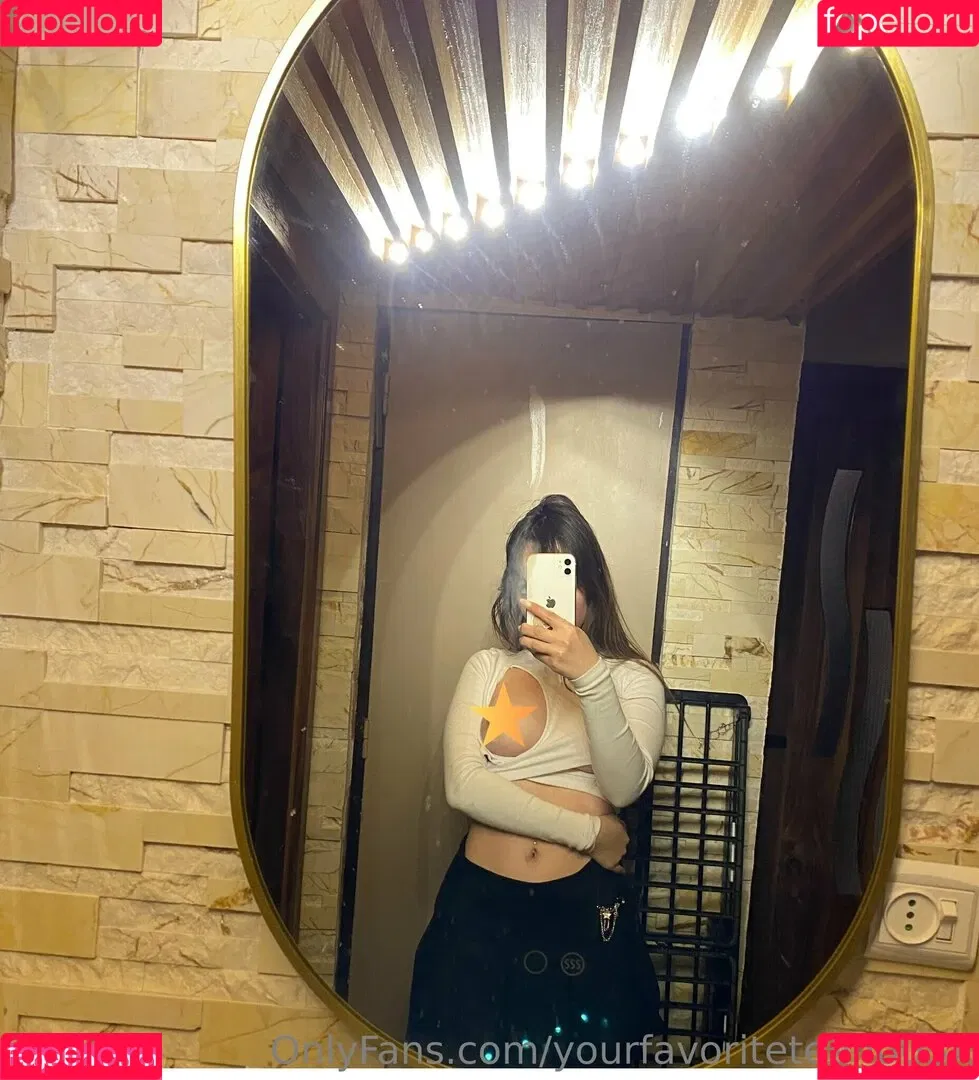 yourfavoriteteen003x Onlyfans Photo Gallery 