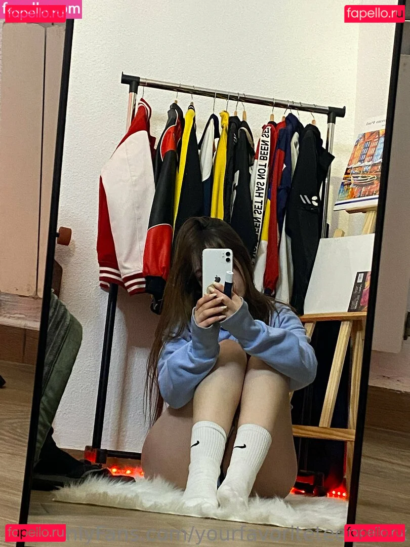 yourfavoriteteen003x Onlyfans Photo Gallery 