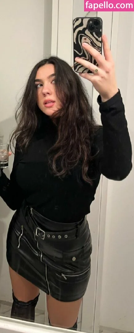 Alina Vlastaraki Onlyfans Photo Gallery 