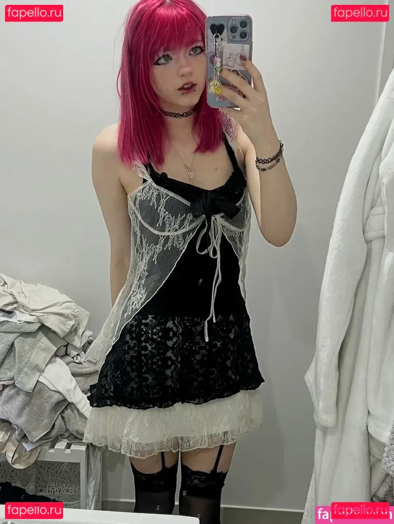 pawiimiina Onlyfans Photo Gallery 