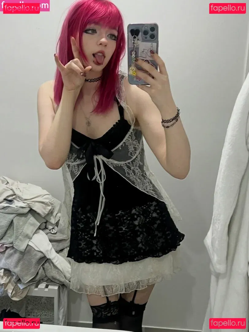 pawiimiina Onlyfans Photo Gallery 