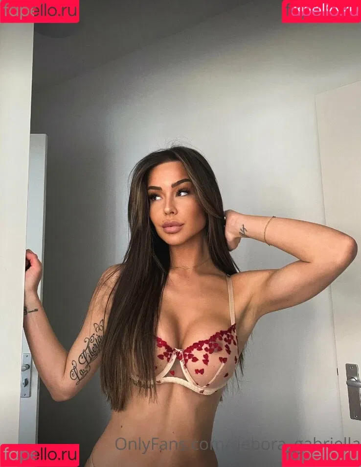 Debora Gabriella Onlyfans Photo Gallery 