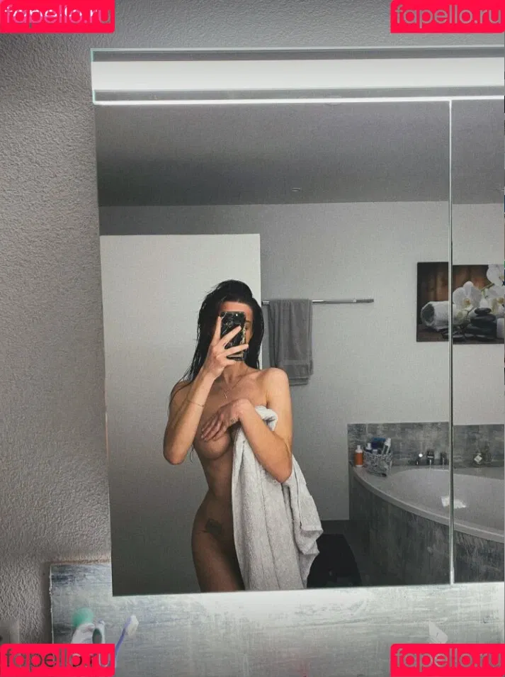 Debora Gabriella Onlyfans Photo Gallery 