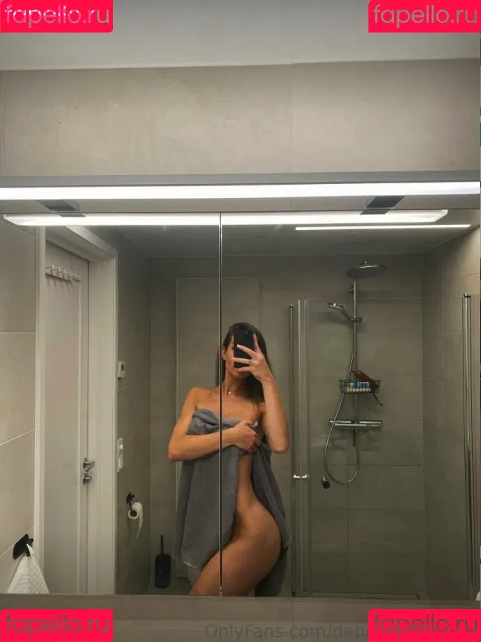 Debora Gabriella Onlyfans Photo Gallery 