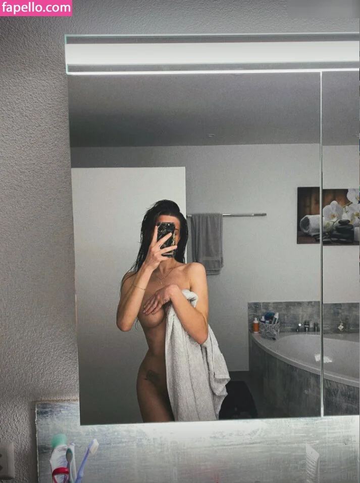 Debora Gabriella Onlyfans Photo Gallery 