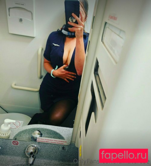 addycabincrew Onlyfans Photo Gallery 