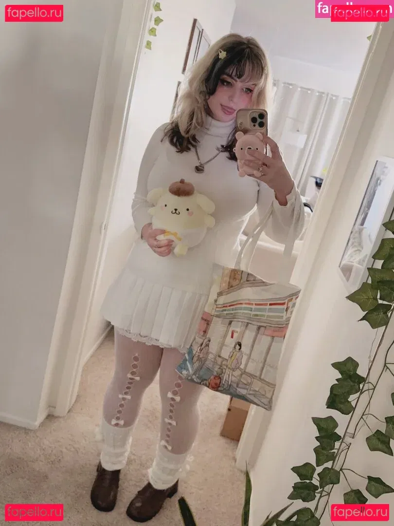 Aretteepls Onlyfans Photo Gallery 