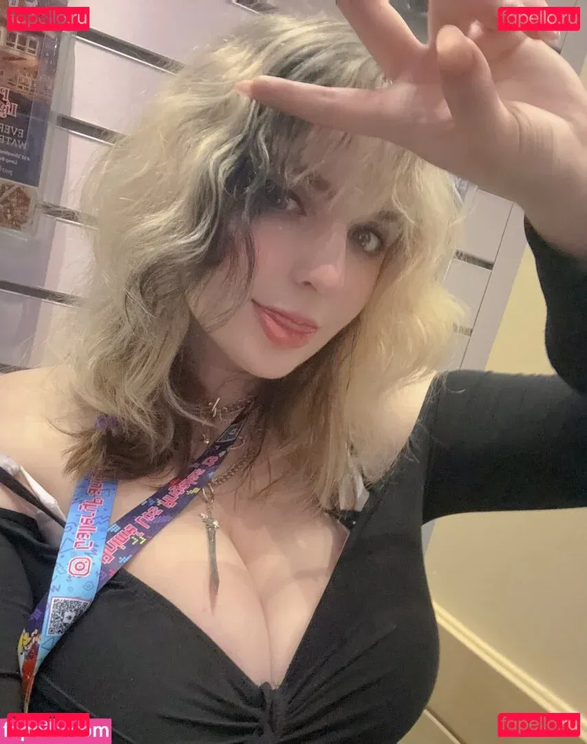 Aretteepls Onlyfans Photo Gallery 