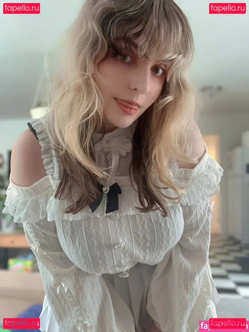 Aretteepls Onlyfans Photo Gallery 