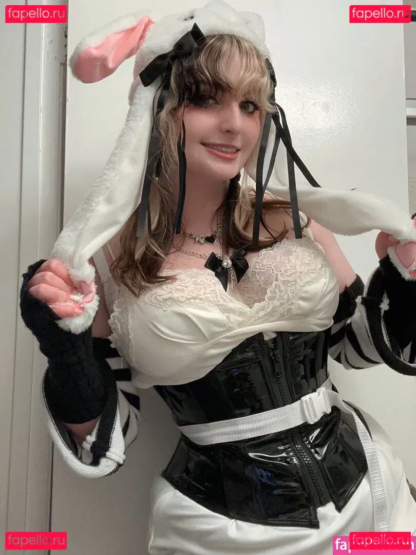 Aretteepls Onlyfans Photo Gallery 