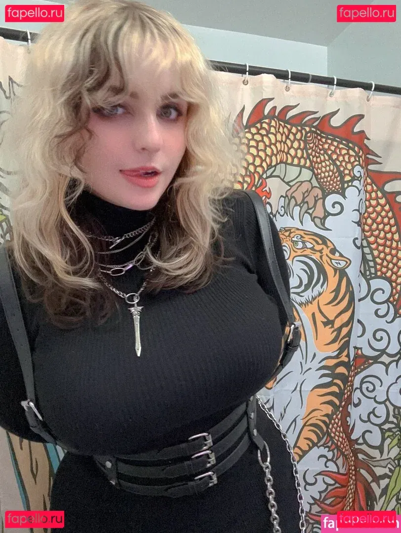 Aretteepls Onlyfans Photo Gallery 