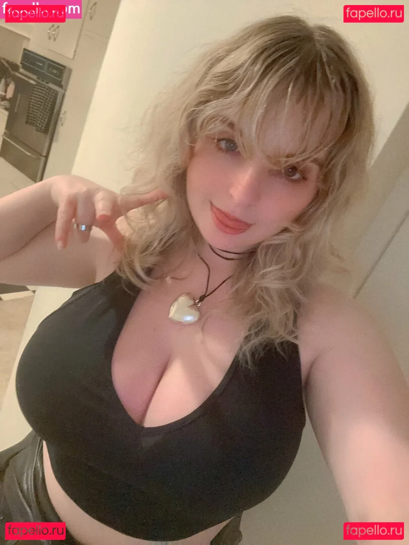 Aretteepls Onlyfans Photo Gallery 