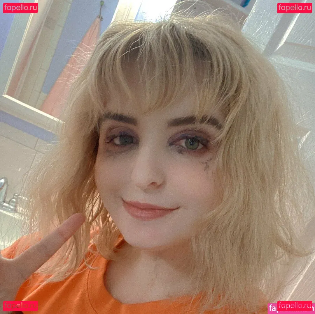 Aretteepls Onlyfans Photo Gallery 