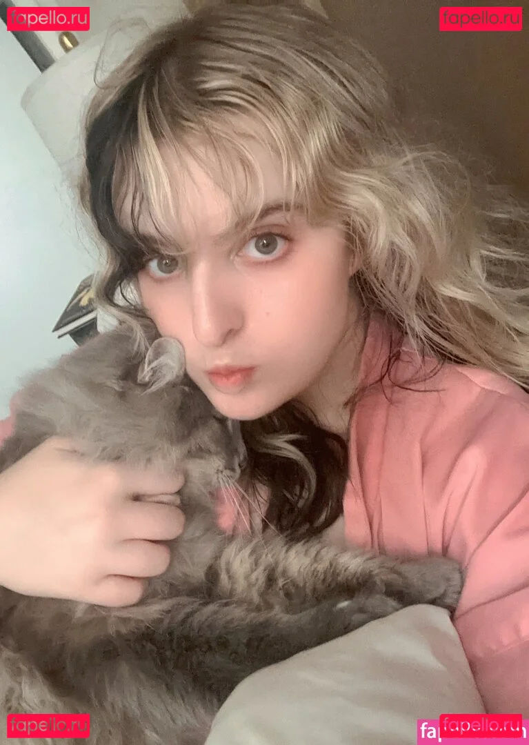 Aretteepls Onlyfans Photo Gallery 