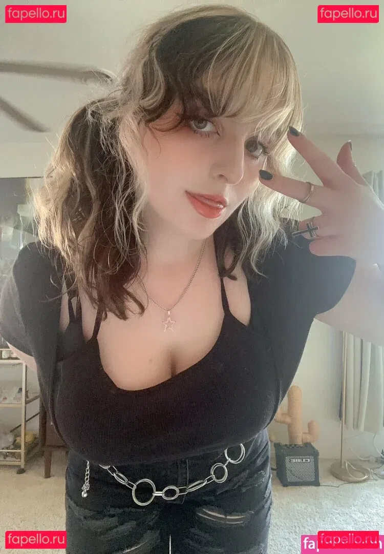 Aretteepls Onlyfans Photo Gallery 