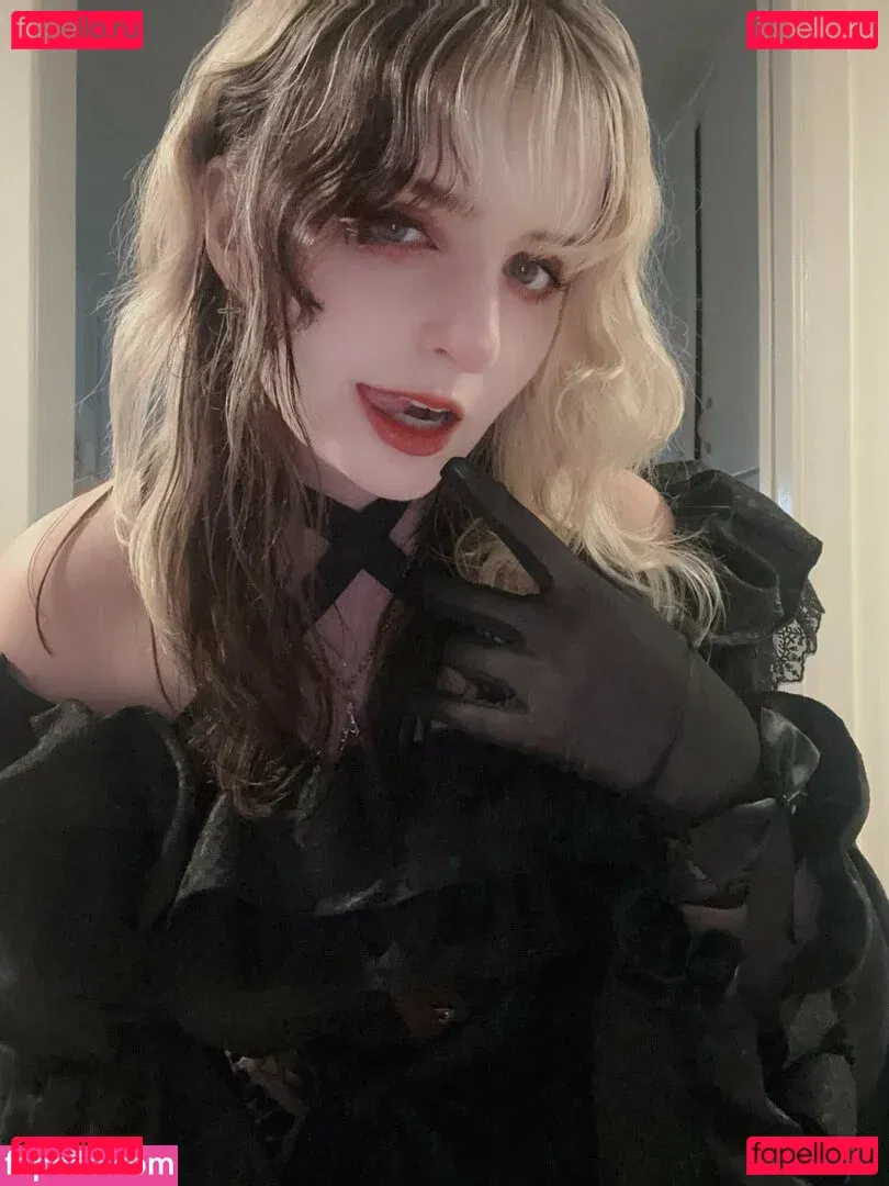 Aretteepls Onlyfans Photo Gallery 