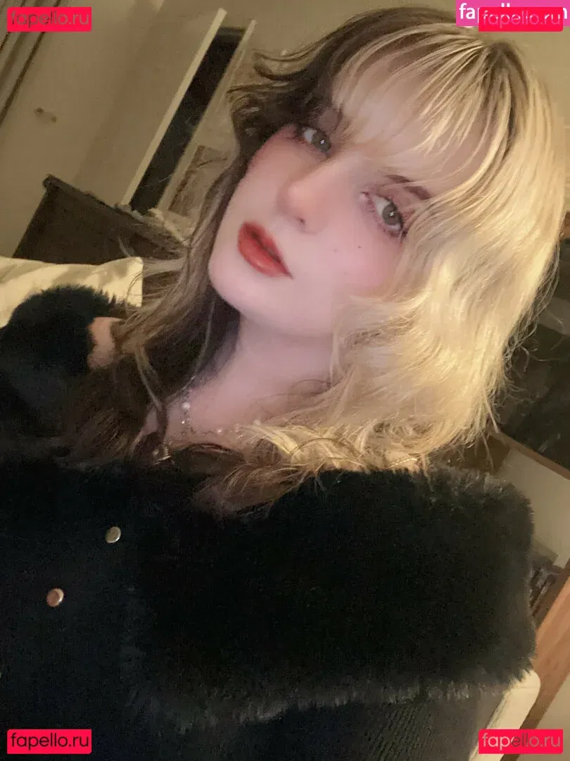 Aretteepls Onlyfans Photo Gallery 