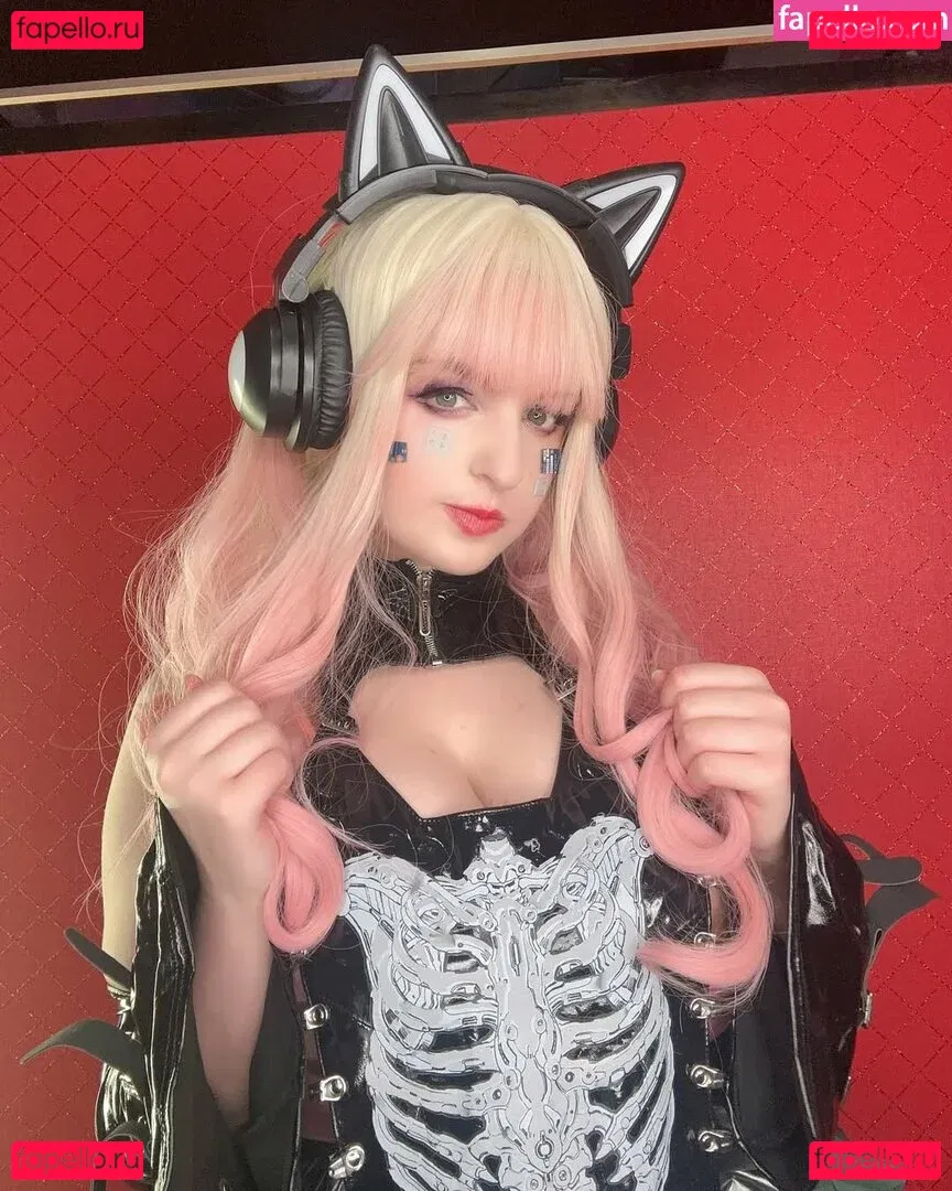 Aretteepls Onlyfans Photo Gallery 