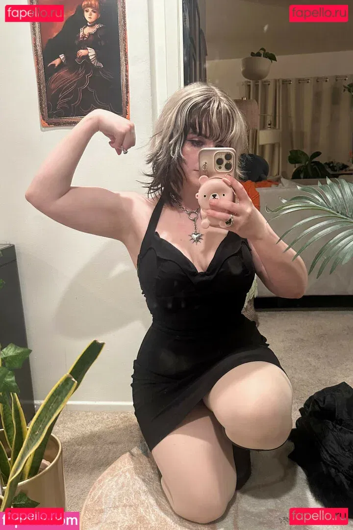 Aretteepls Onlyfans Photo Gallery 