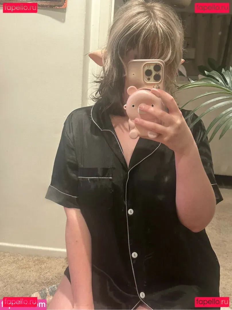 Aretteepls Onlyfans Photo Gallery 