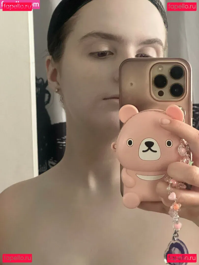 Aretteepls Onlyfans Photo Gallery 