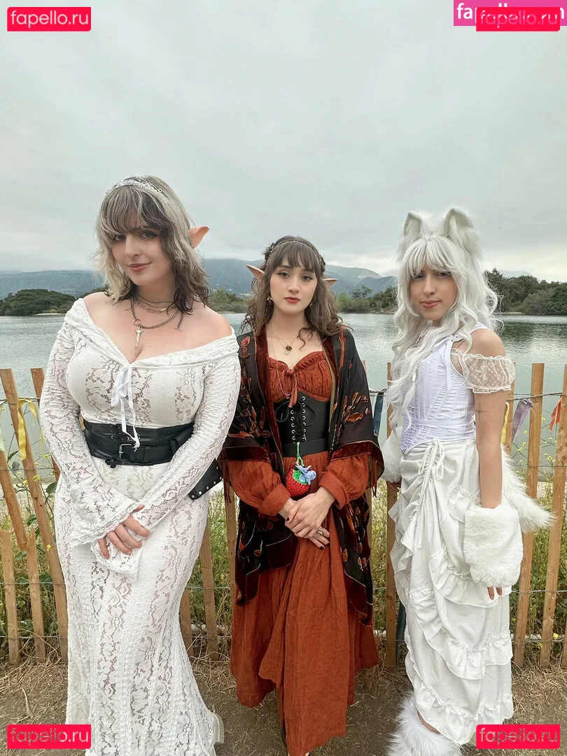 Aretteepls Onlyfans Photo Gallery 