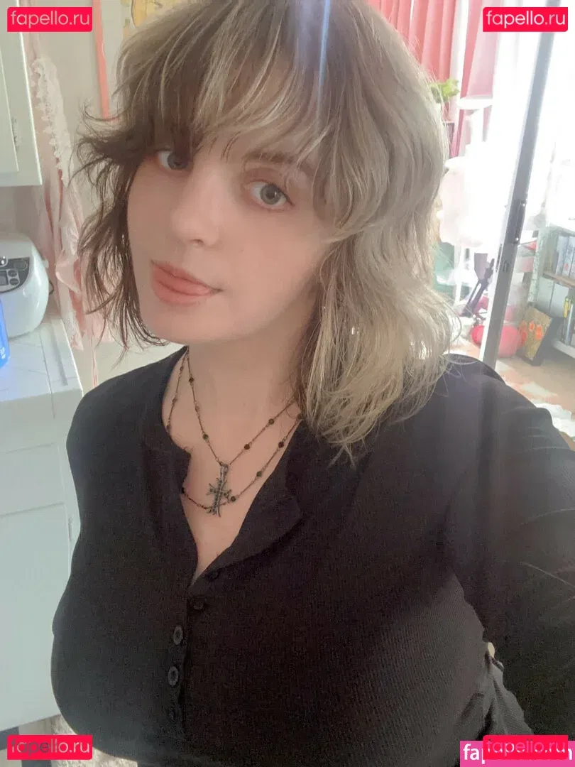 Aretteepls Onlyfans Photo Gallery 