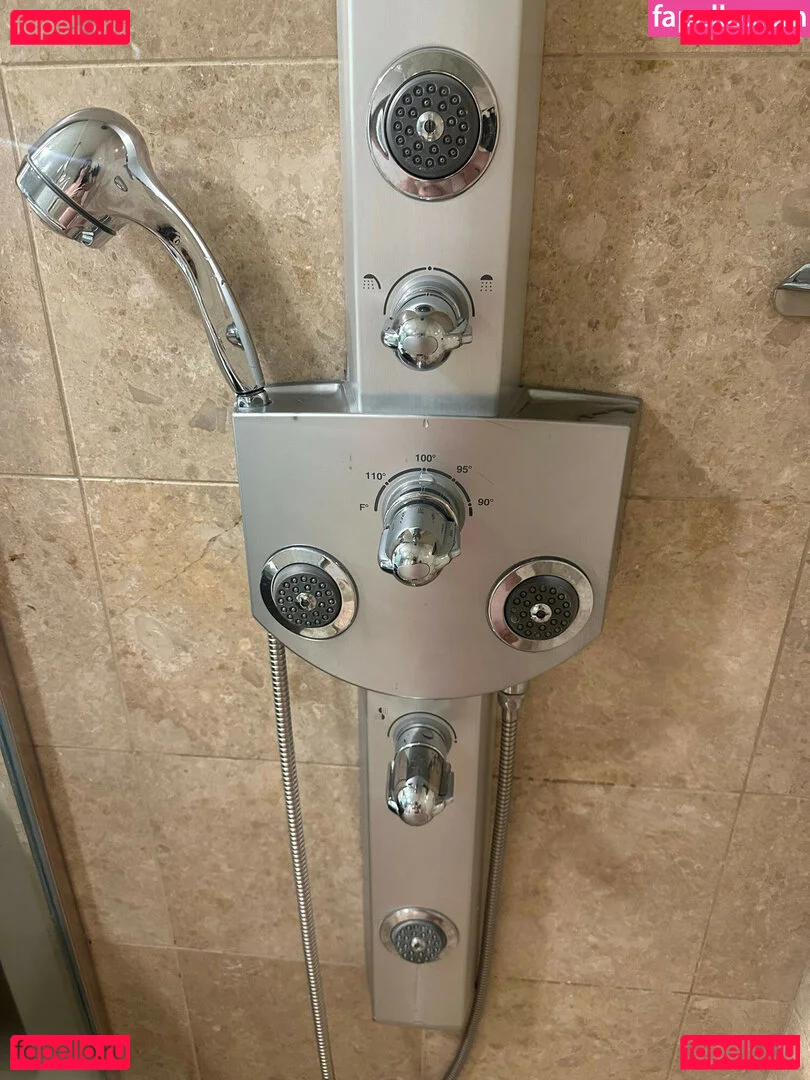 Aretteepls Onlyfans Photo Gallery 