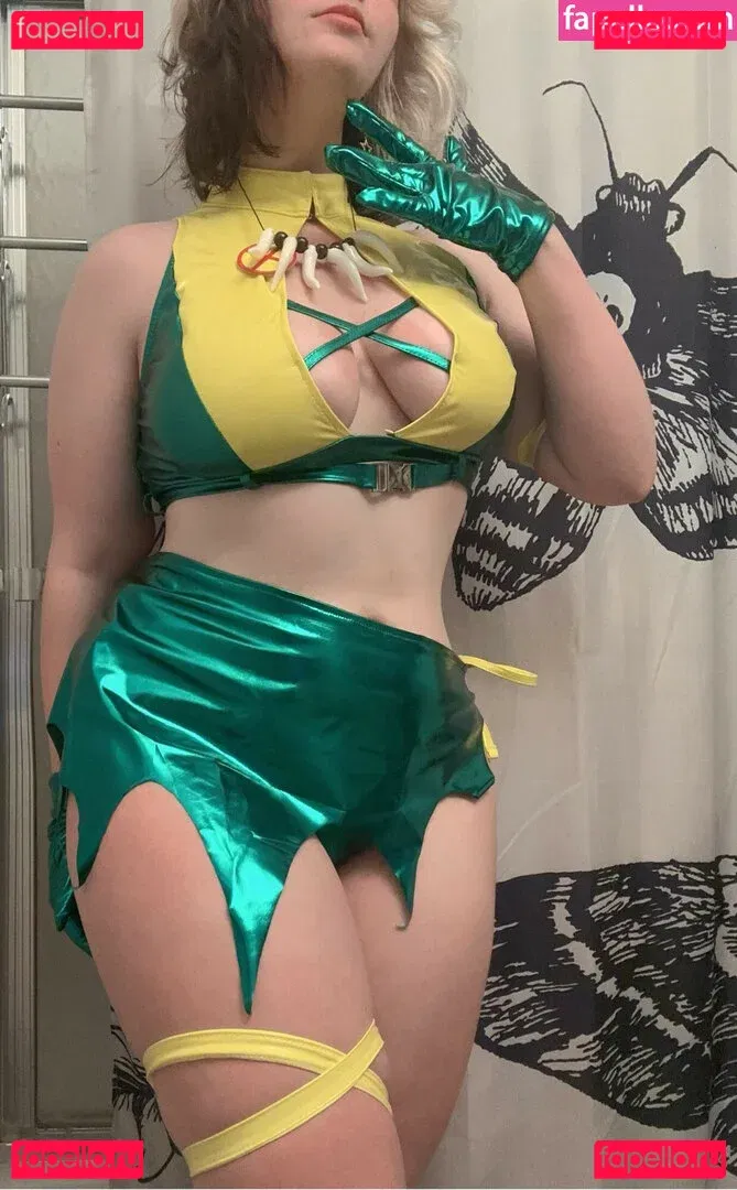 Aretteepls Onlyfans Photo Gallery 