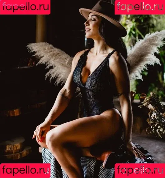 Amanda Ratti Onlyfans Photo Gallery 