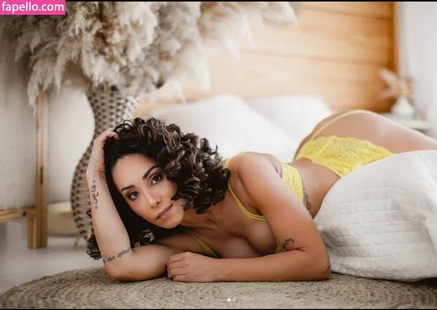 Amanda Ratti Onlyfans Photo Gallery 