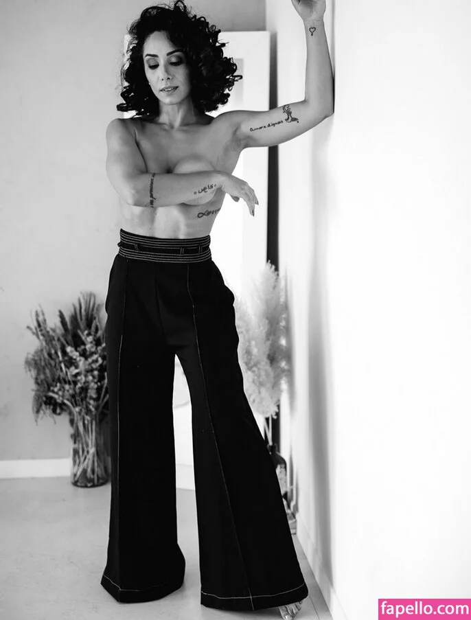 Amanda Ratti Onlyfans Photo Gallery 