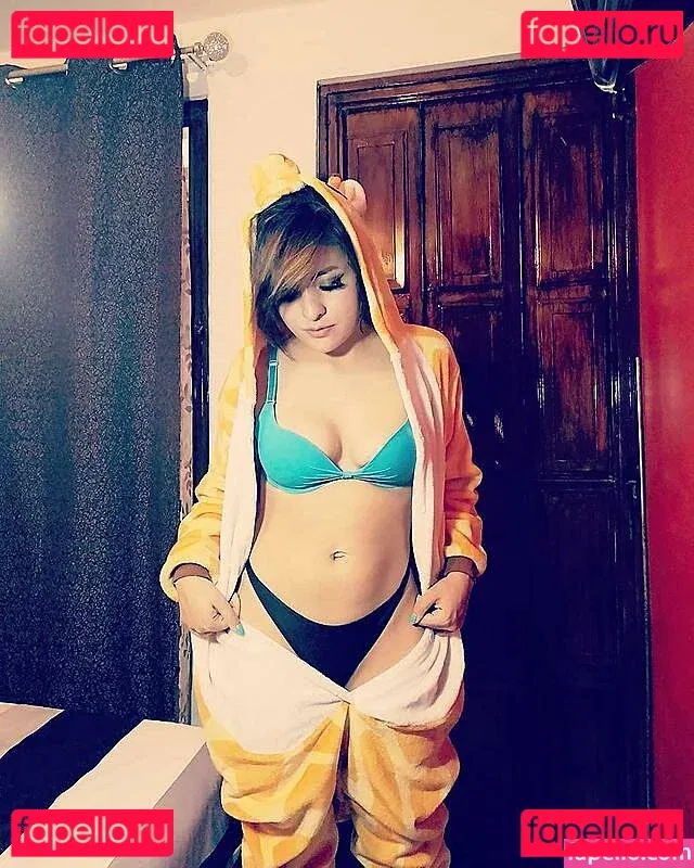 Estefancz Onlyfans Photo Gallery 