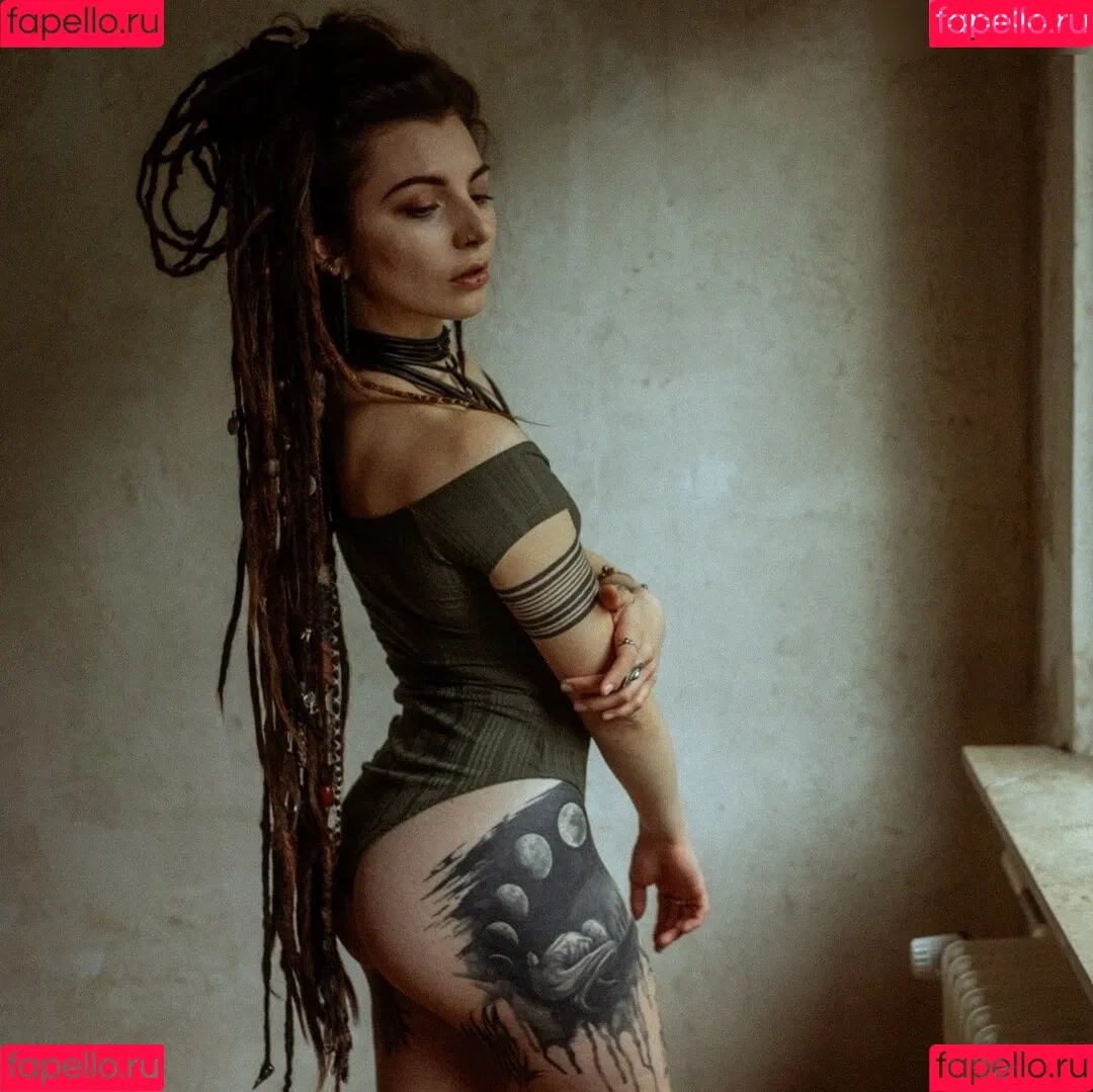 Moona.Autumn Onlyfans Photo Gallery 