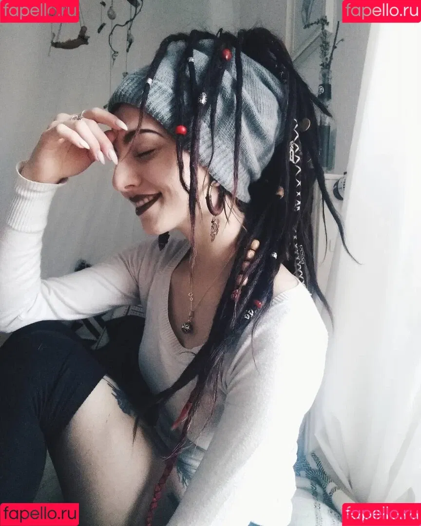 Moona.Autumn Onlyfans Photo Gallery 