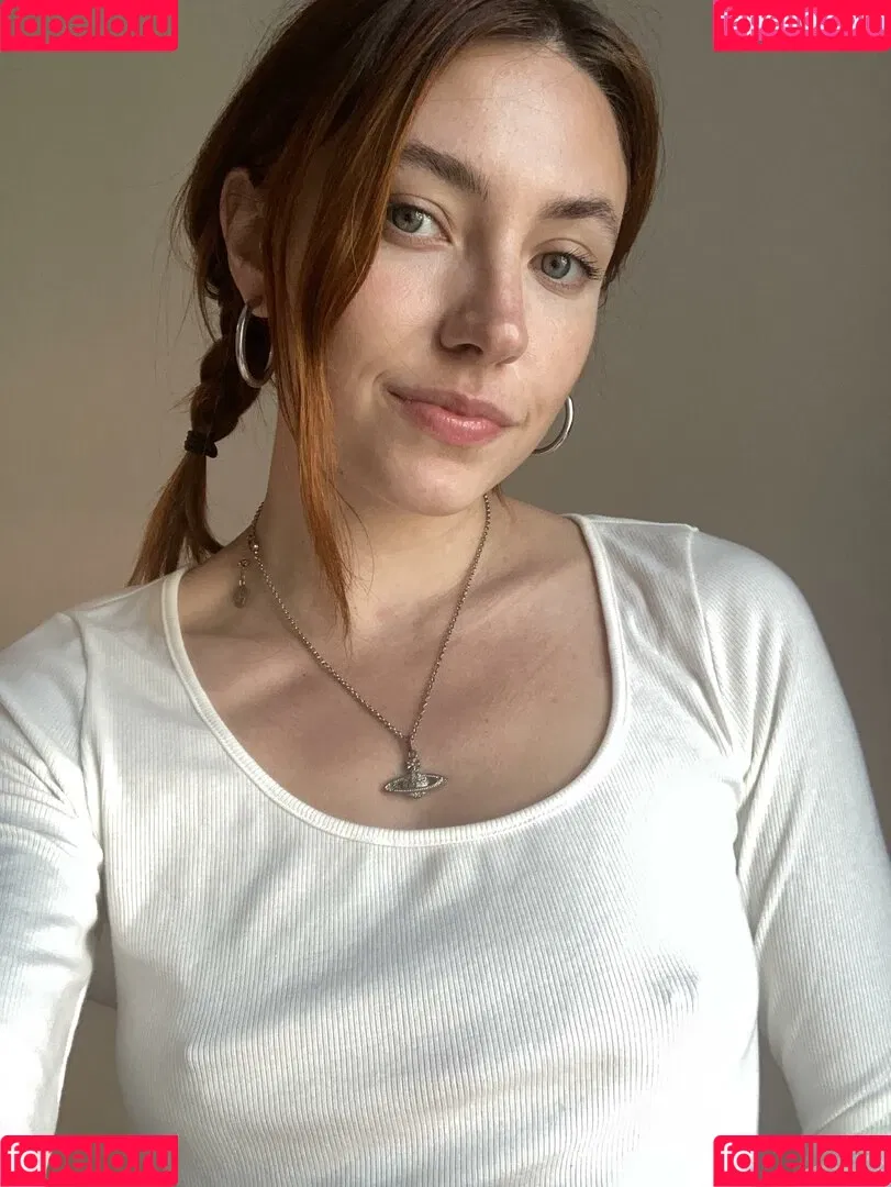 misscelestereed Onlyfans Photo Gallery 