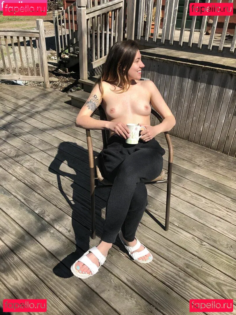 misscelestereed Onlyfans Photo Gallery 