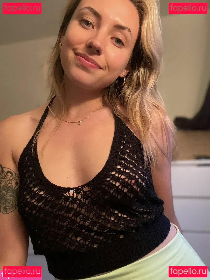 misscelestereed Onlyfans Photo Gallery 