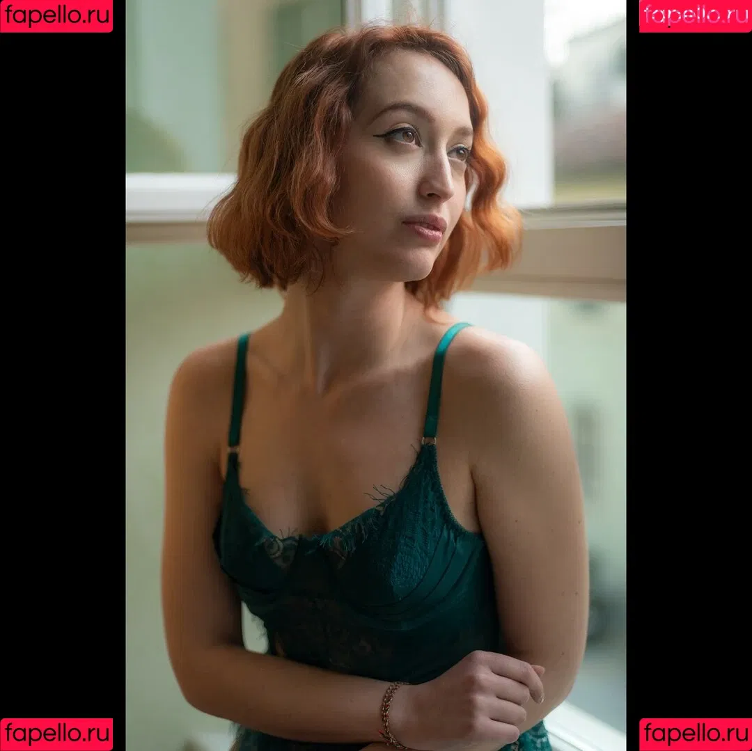 Ely Mango Onlyfans Photo Gallery 