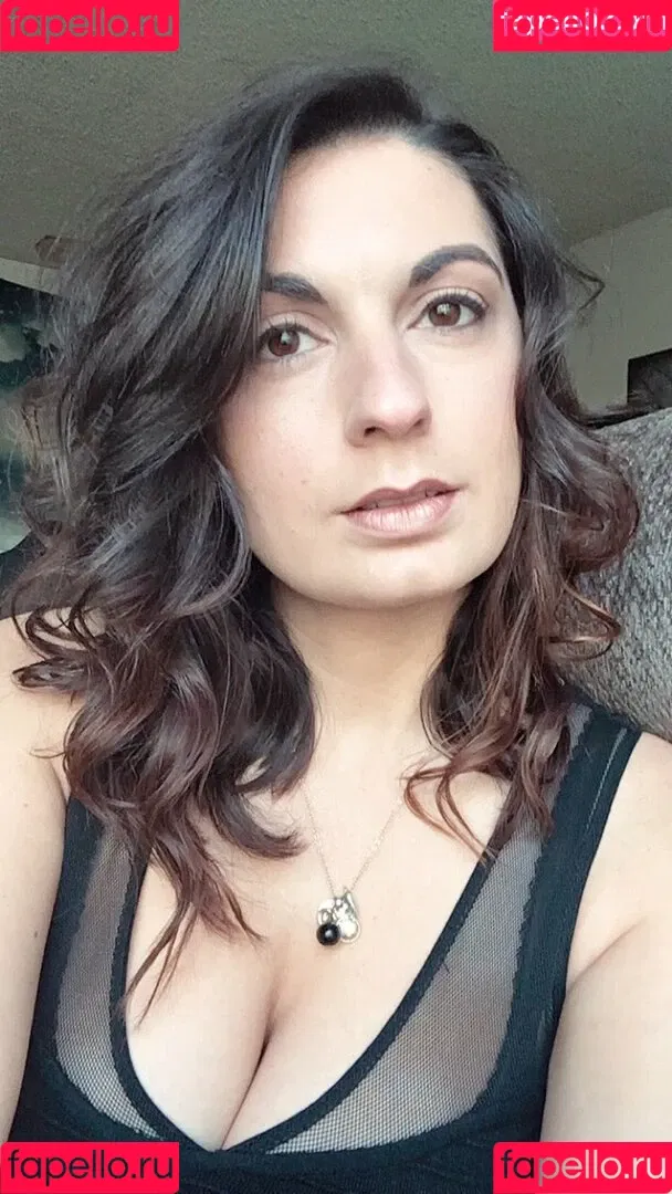 Heather Alyse Becker Onlyfans Photo Gallery 