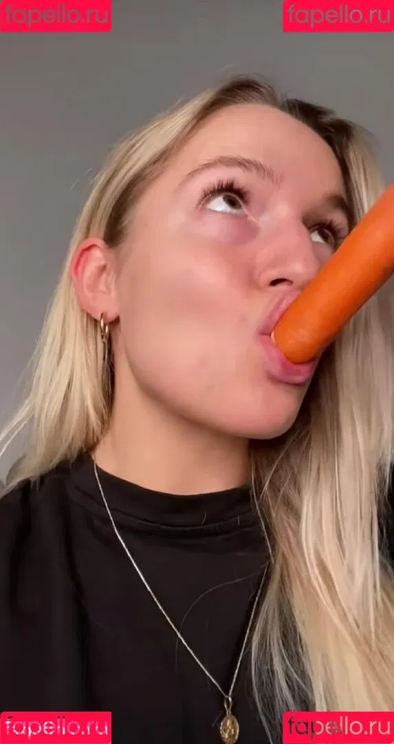Joana Link Onlyfans Photo Gallery 