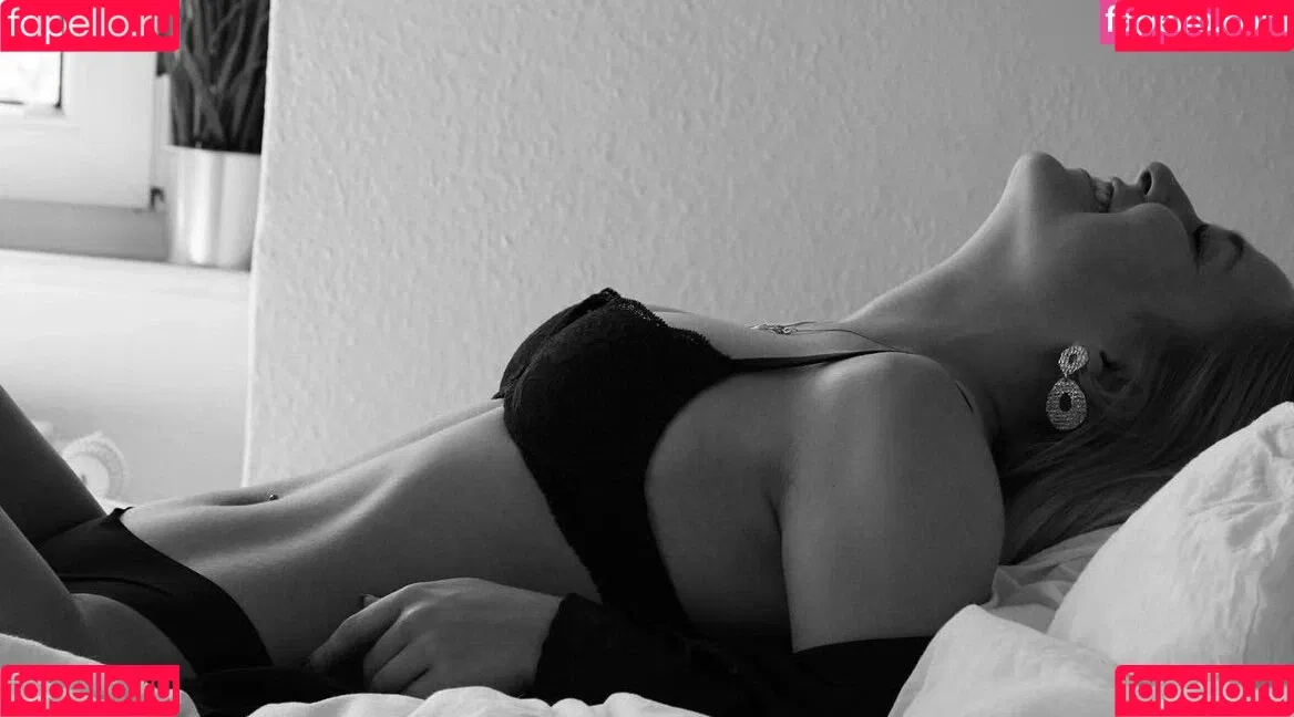Joana Link Onlyfans Photo Gallery 