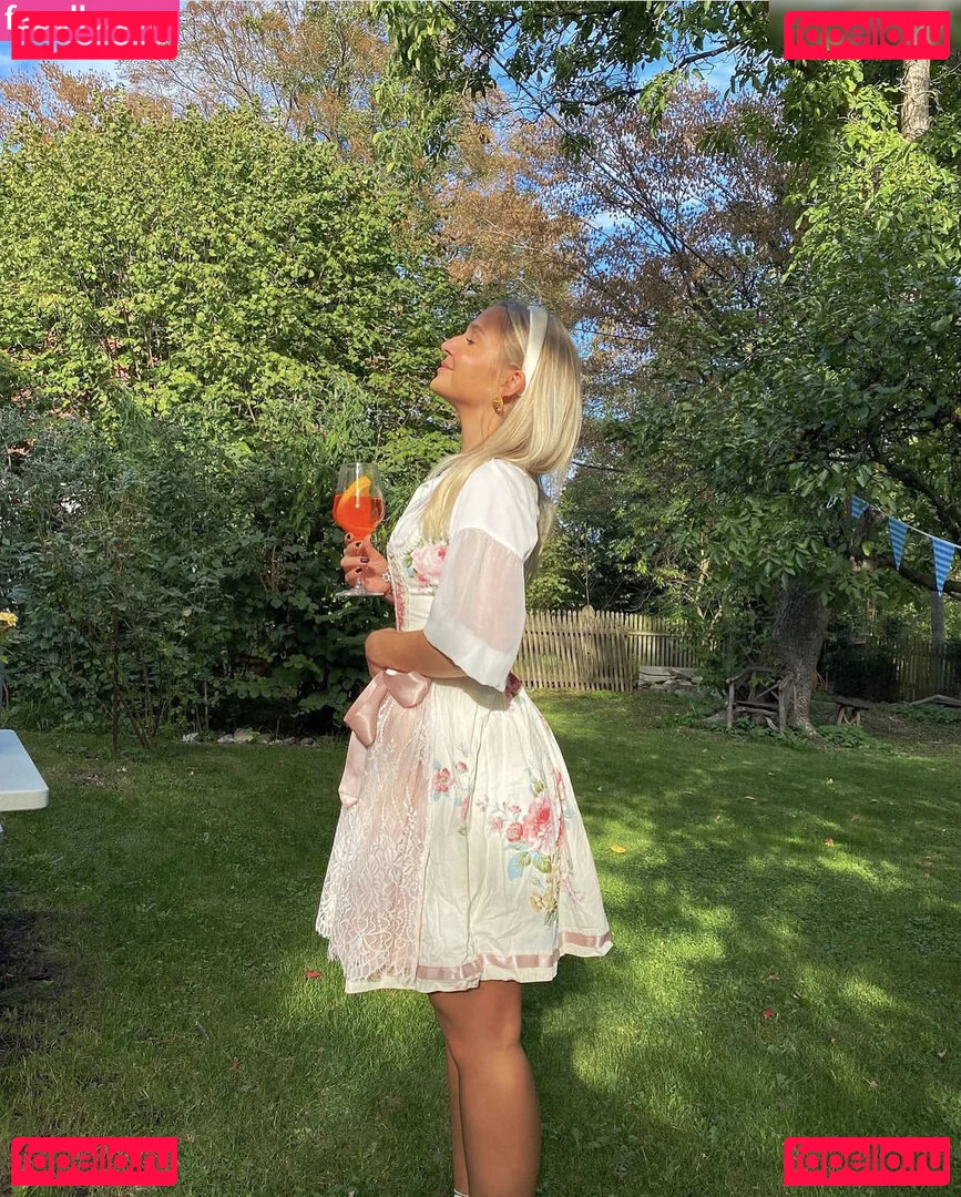 Joana Link Onlyfans Photo Gallery 