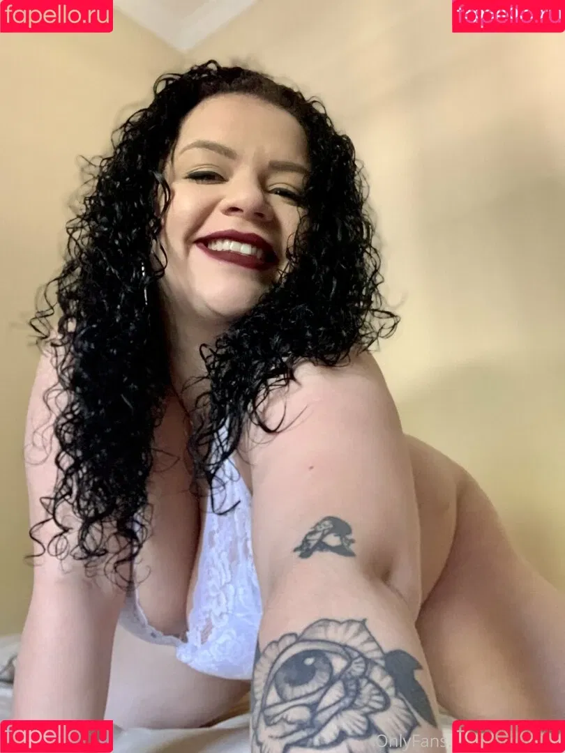 h0ttiecurvy Onlyfans Photo Gallery 