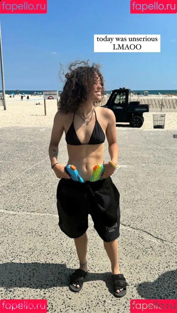 clara.west Onlyfans Photo Gallery 