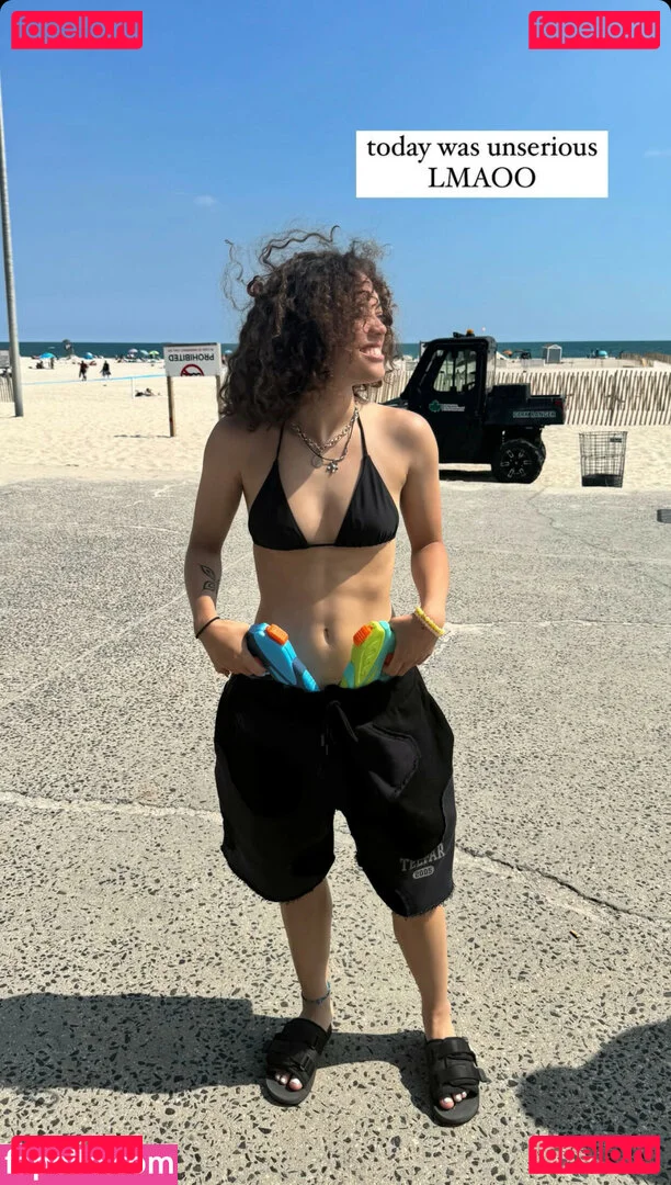 clara.west Onlyfans Photo Gallery 